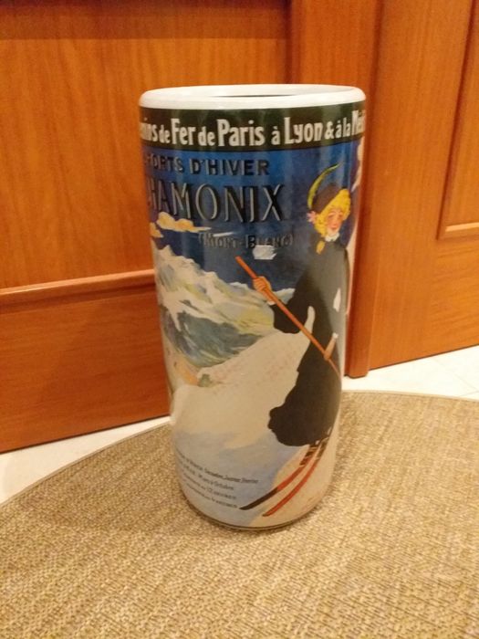 Bengaleiro 46cm,suporte guarda chuva cerâmica GATO PRETO,Sports d hiver Chamonix Mont Blanc,peça original pesada,veja zonas