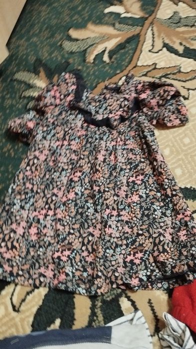 БЕЗКОШТОВНО речі на дівчинку