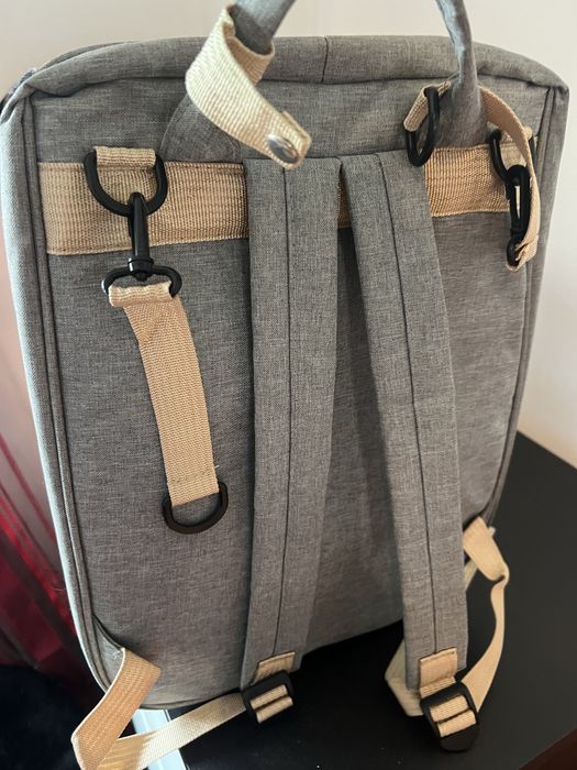 Mochila de bebe com muda fralda/cama