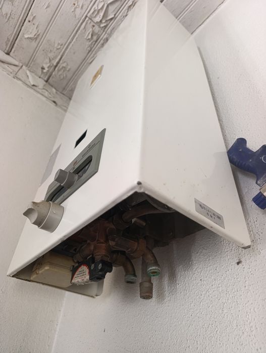 2 esquentadores usados vendo em separado