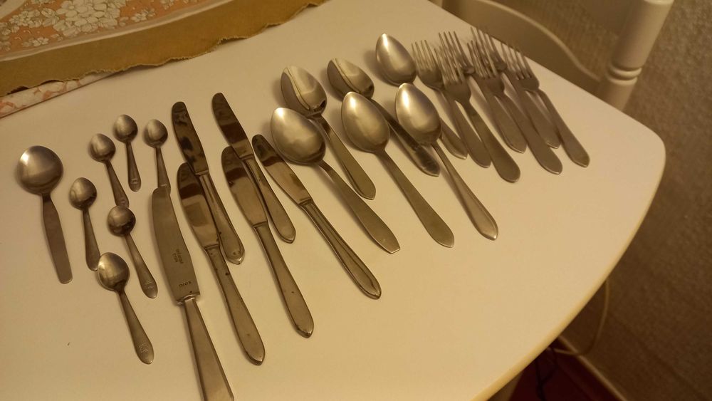 28 Talheres tudo 10,00 não á cobrança