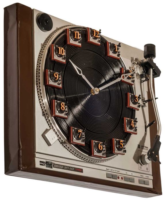 Настенные часы ручной работы "ВИНИЛ-2" продажа/обмен