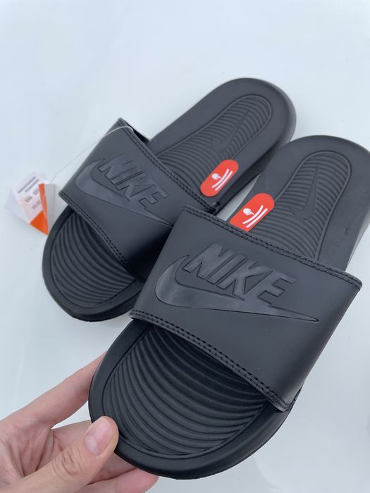 Шльопанці Nike , розмір 37-38