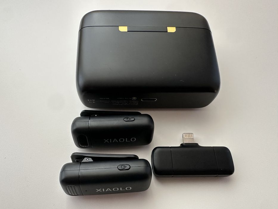 Par de microfones Lavalier sem fios para iPhone (Lightning) + Estojo