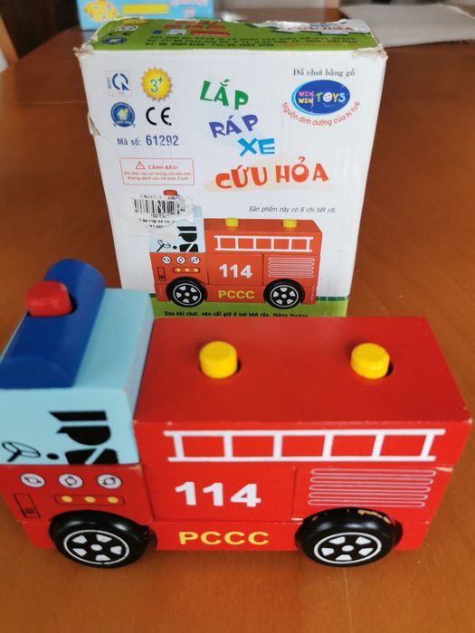 Drewniany Wóz Strażacki do Składania 3+ / Edukacyjna