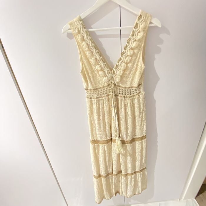 Ekwgancka sukienka L śmietanka