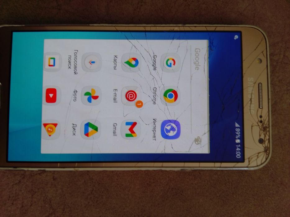 Сотовый телефон Самсунг j7