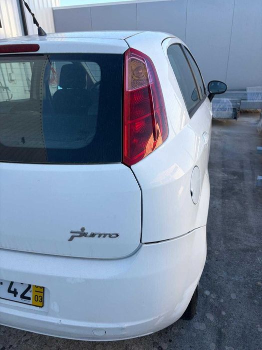 Fiat Punto Branco