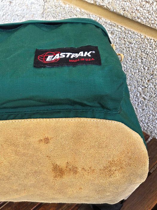 Mochila backpack Eastpak Made in USA leather couro pele anos 90 RARA