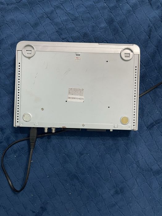 Tuner satelitarny EchoStar DSB-717 DVB