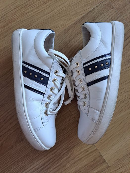 Sapatilhas Geox 35 brancas e azuis escuras