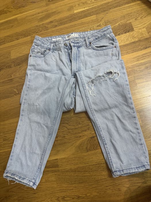 Джинси MOM Bershka, розмір М