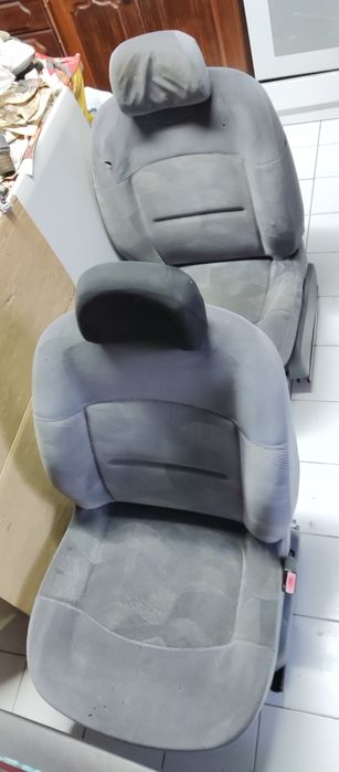 Bancos frontais Renault Clio MK2