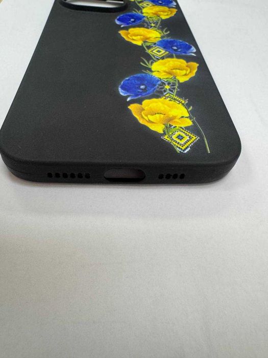 Патріотичний чохол для iPhone 15 Pro Max