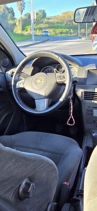 Opel Astra H 1.4.   249500klm