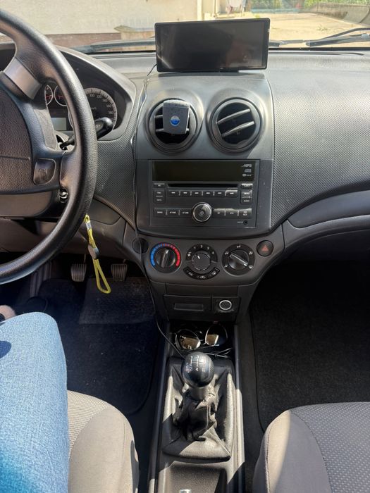 Carro Aveo Chervolet