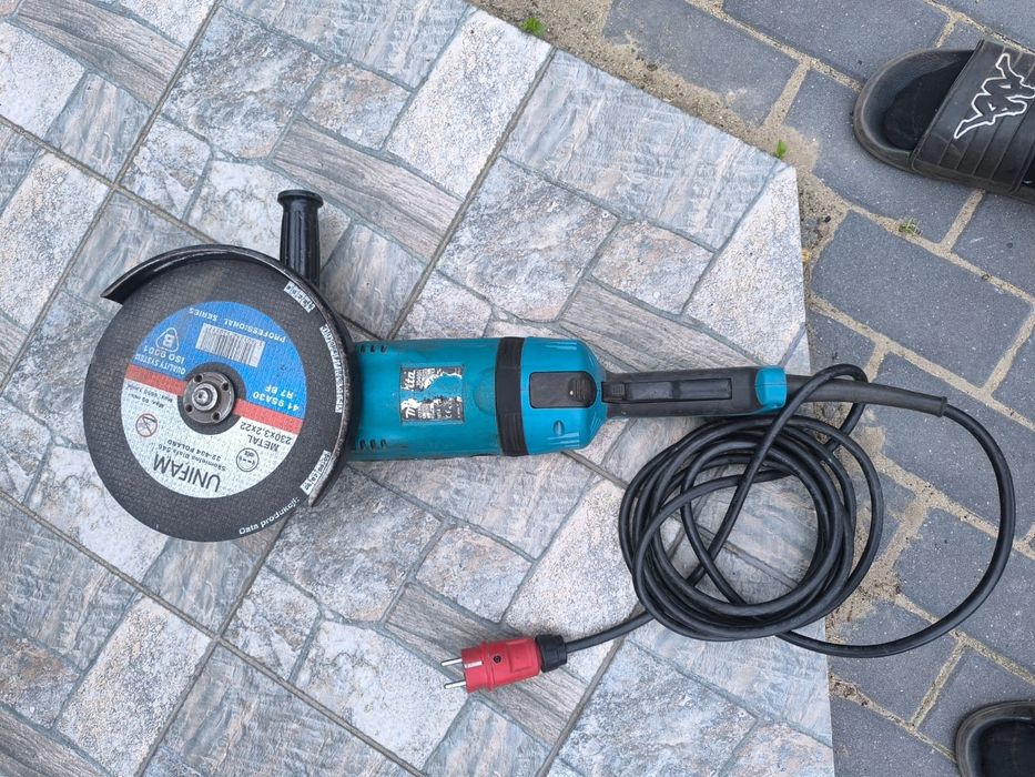 Szlifierka kątowa Makita GA 9040