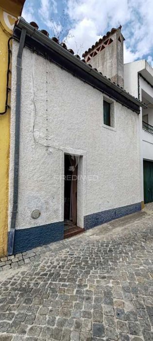 Casa na Aldeia da Alagoa- Portalegre