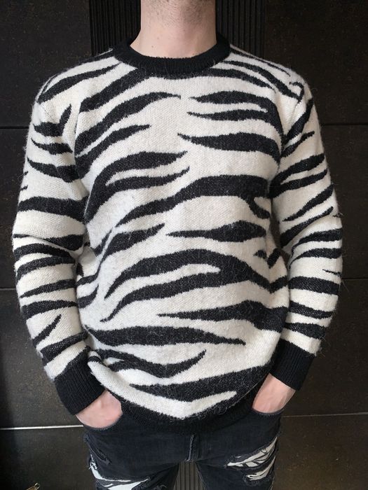 Zara sweter zebra