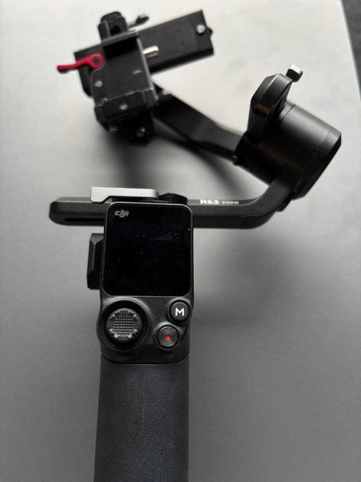 DJI RS 3 Mini - професійний стабілізатор / gimbal для камери