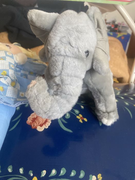 Vendo peluches para criança