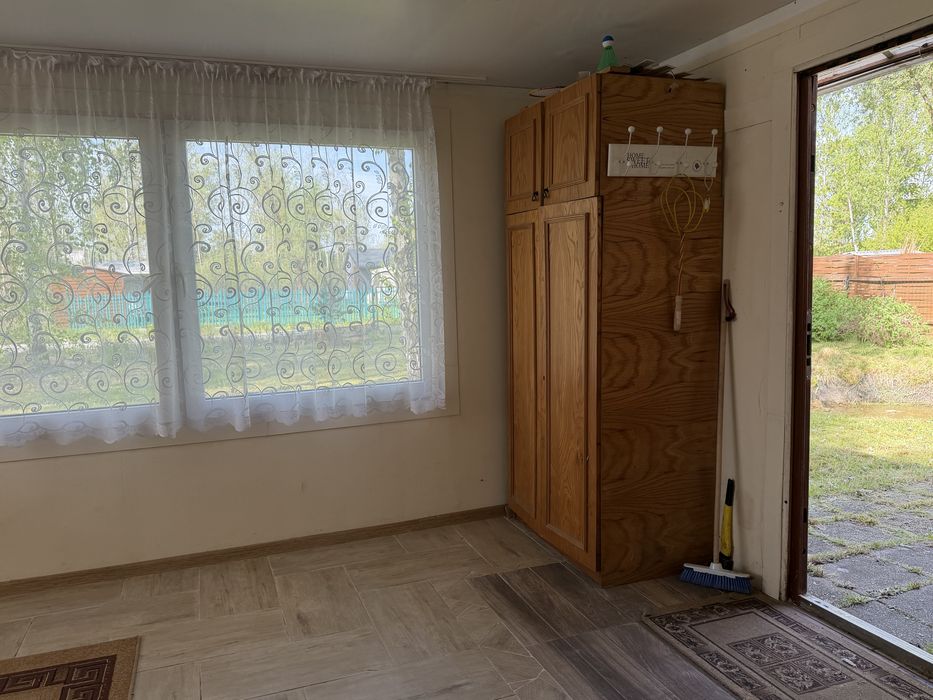 DZIAŁKA REKREACYJNA NAD JEZIOREM – KANIÓW | 4,5 ARA | MEDIA | WIDOK NA WODĘ - Widok 6