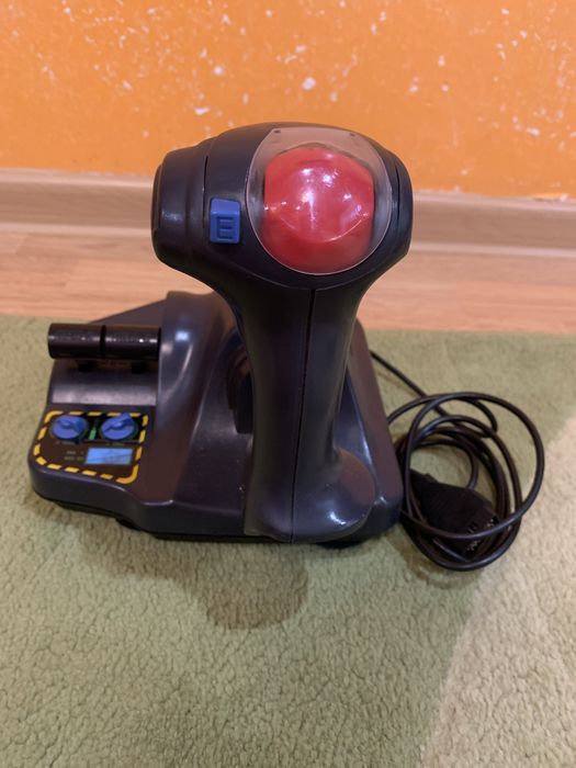 Ігровий  джойстик Logitech WingMan Extreme Digital 3D.