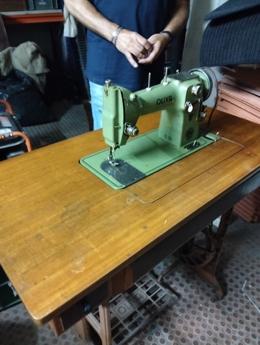 Máquina de costura antiga