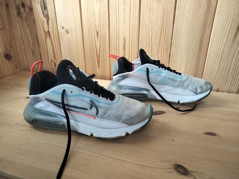 Sprzedam męskie buty sportowe Nike Air Max 2090