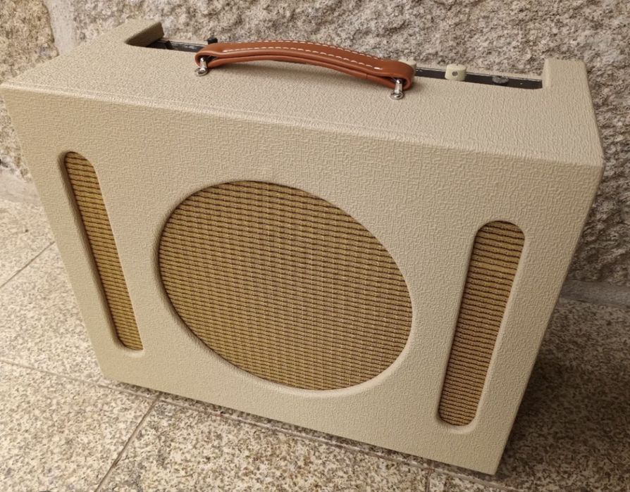 Amplificador a valvulas italiano 1967 10 watts jensen speaker rehoused cabinet tremolo