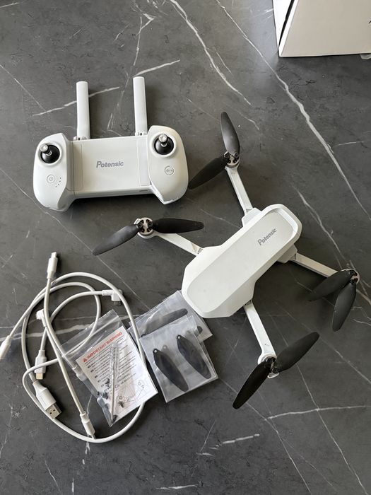 Dron Potensic ATOM SE
