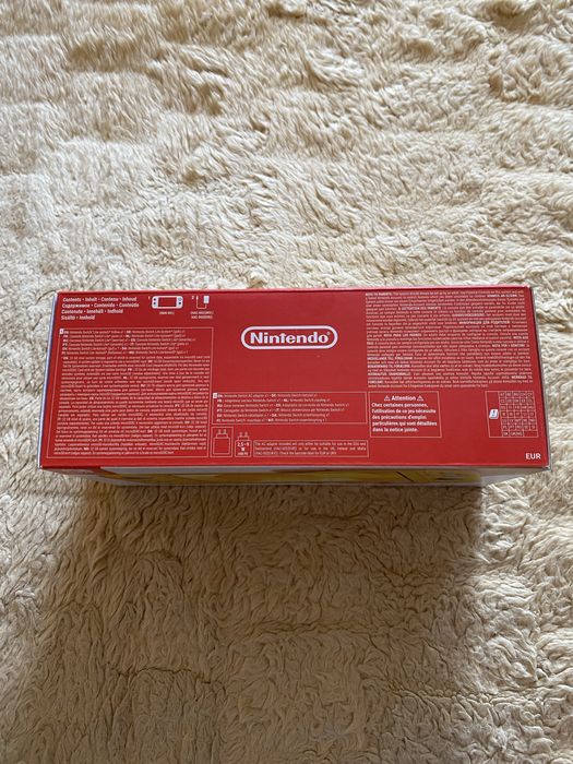 Nintendo Switch Lite yellow
