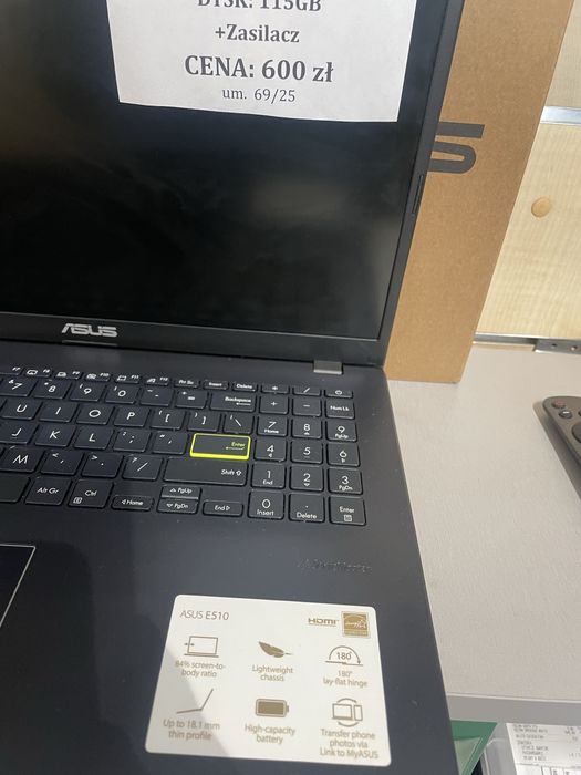 Laptop ASUS E510 komplet