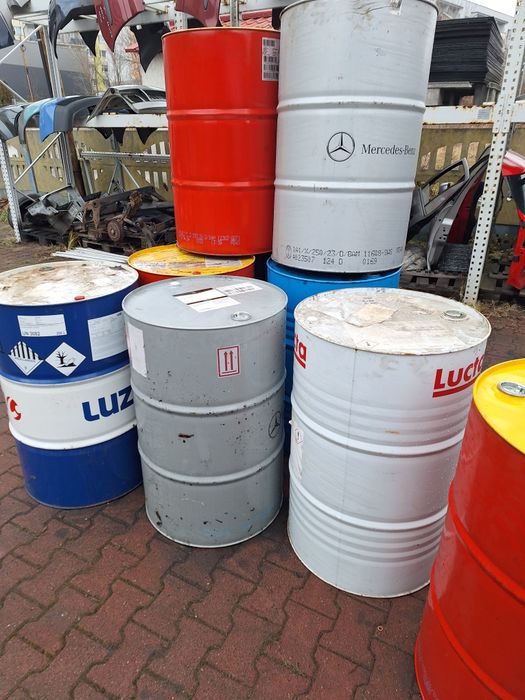 Beczki beczka 200 litrów metalowa po oleju płynach
