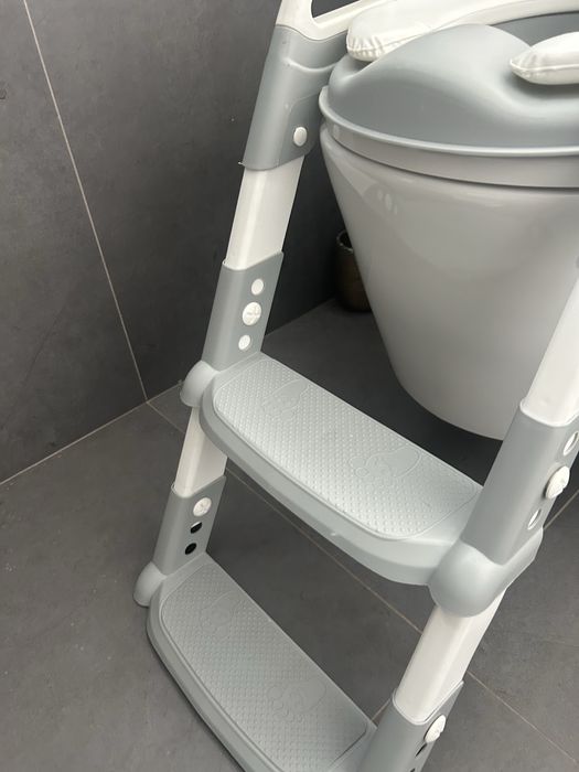 Escadas para sanita com degraus ajustaveis