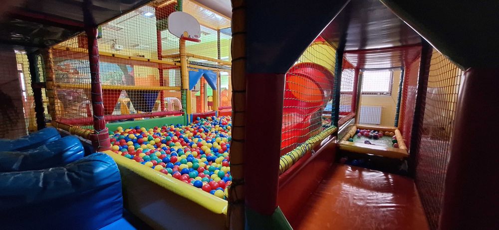 Sala zabaw- konstrukcja .