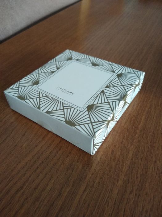 Nowe kolczyki Oriflame