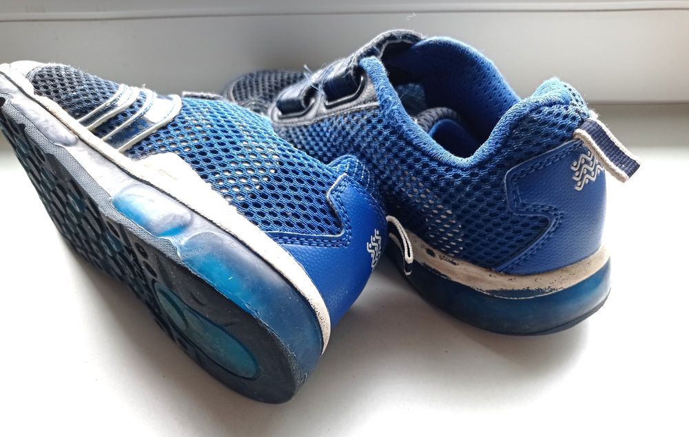 Adidasy, półbuty Geox r. 34,  świecące