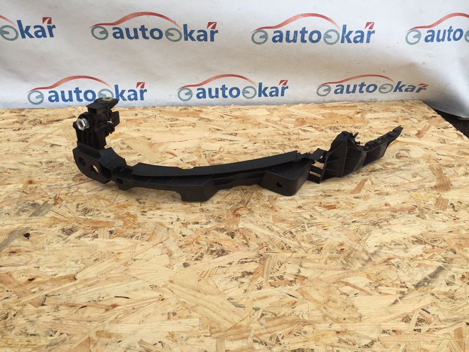 Кронштейн бампера Vw Golf 6 хетчбек / універсал