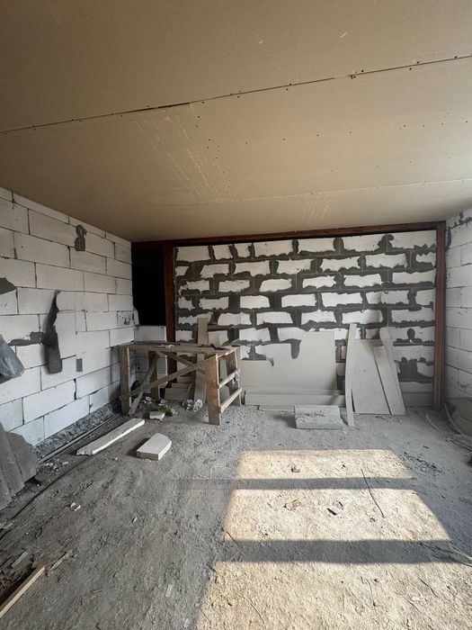 Продаж будинку 0 цикл в м. Городок