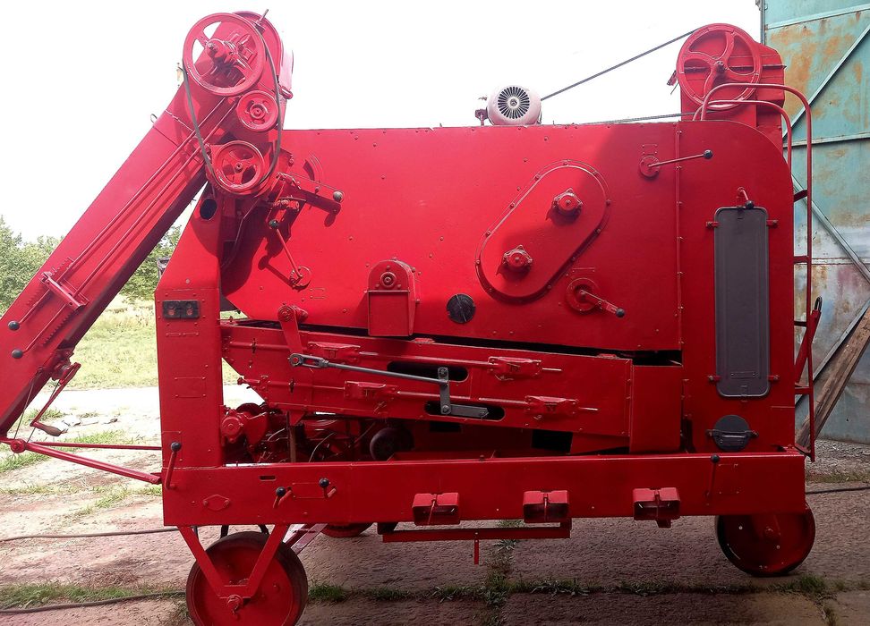 СМ-4 насіннєочисна машина.