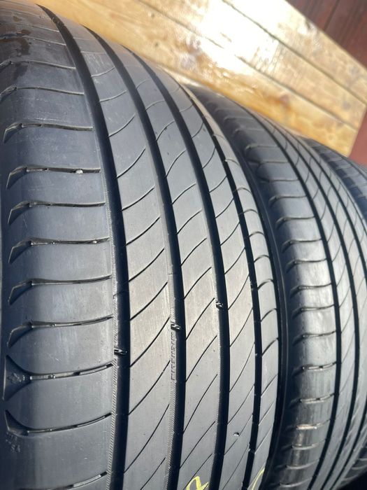 б/у шини 235/55 r19 Michelin 21p.