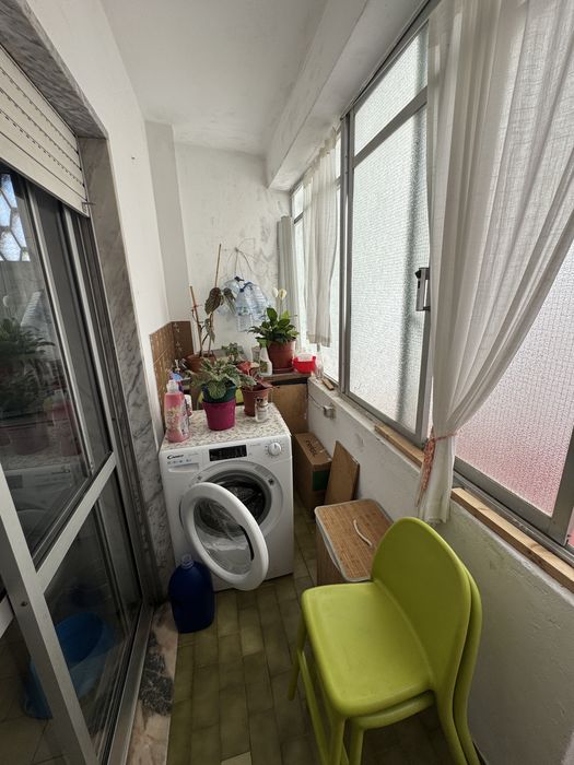 Apartamento T2, 1° andar com varanda e terraço (RESERVADO)