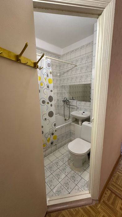 Сдам 1 кімнатну квартиру метро Голосіївська 3 хвилини пішки