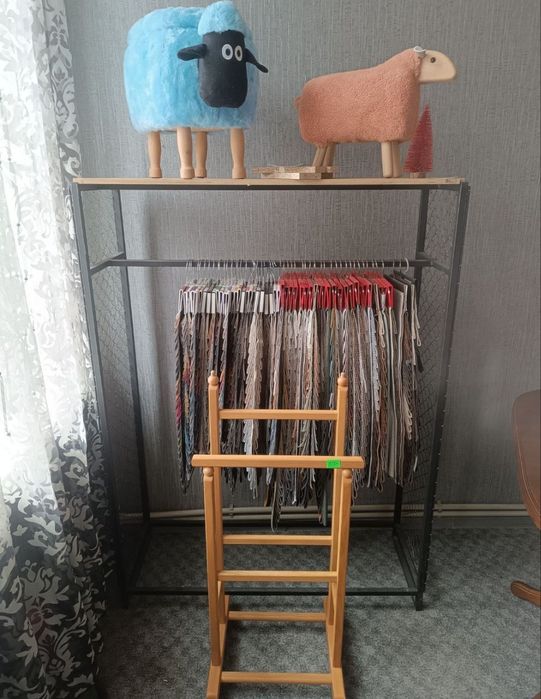 Стойка вешалка тремпель для одежды