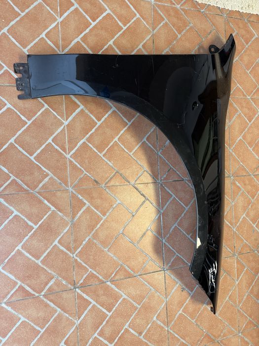 Guarda lamas direito para mercedes CLA 250e  (C118)