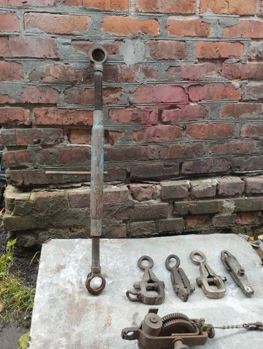 Стапель, підйомник-опрокидувач для  авто та інші деталі