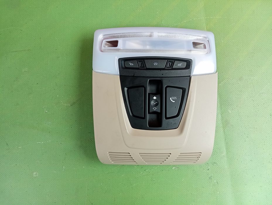 Плафон салону ліхтар BMW X5 F15 Свет світло внутрішнє БМВ Х5 Ф15 Свєт