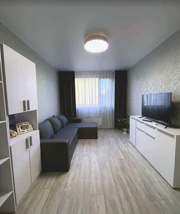 Продаж стильної 1-кімнатної квартири з новим ремонтом, меблями та технікою на вул. Героїв 128-ї Бригади - More