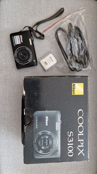 Nikon Coolpix S3100